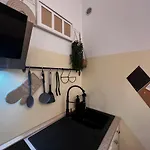 Regina Ai Navigli - Sky Tv, Wifi And Breakfast Box * 밀라노