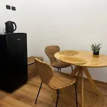 Regina Ai Navigli - Sky Tv, Wifi And Breakfast Box 아파트