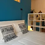 아파트 Regina Ai Navigli - Sky Tv, Wifi And Breakfast Box