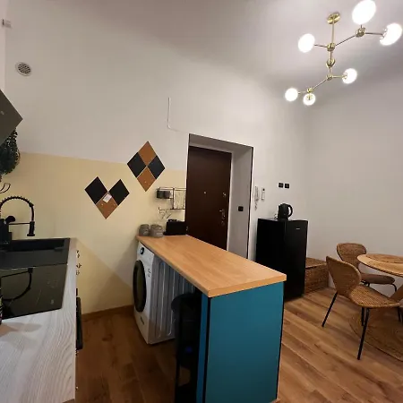Lägenhet Regina Ai Navigli - Sky Tv, Wifi And Breakfast Box *
