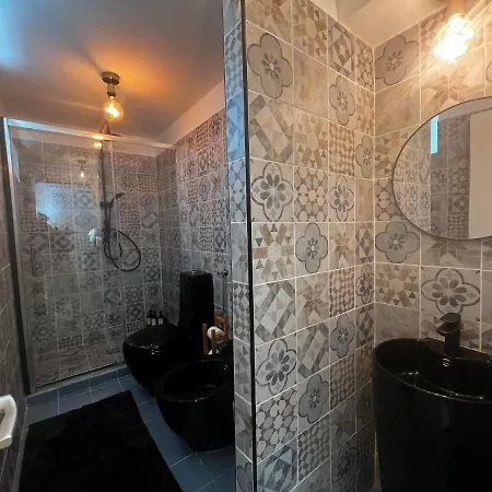 Regina Ai Navigli - Sky Tv, Wifi And Breakfast Box Apartmán Milán