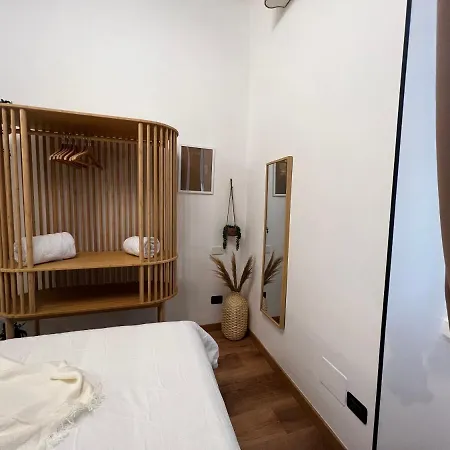 Regina Ai Navigli - Sky Tv, Wifi And Breakfast Box Lägenhet