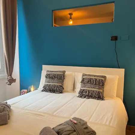 Regina Ai Navigli - Sky Tv, Wifi And Breakfast Box Appartamento Milano