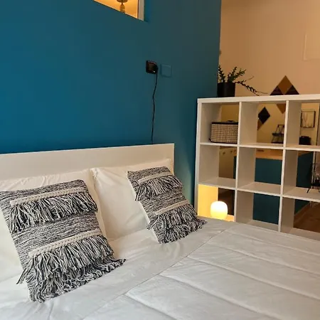 Lägenhet Regina Ai Navigli - Sky Tv, Wifi And Breakfast Box