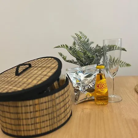 Regina Ai Navigli - Sky Tv, Wifi And Breakfast Box Milano