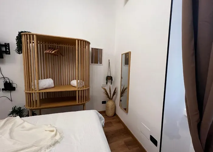 Regina Ai Navigli - Sky Tv, Wifi And Breakfast Box Appartamento