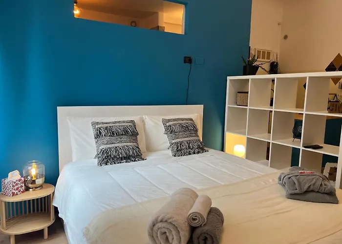 Appartamento Regina Ai Navigli - Sky Tv, Wifi And Breakfast Box *